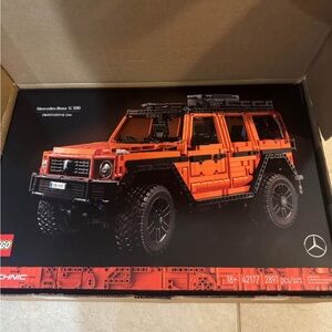 Lego Mercedes Benz G 500 item 42177 - 18+ 2891 pcs NEW unopened in shipping Box